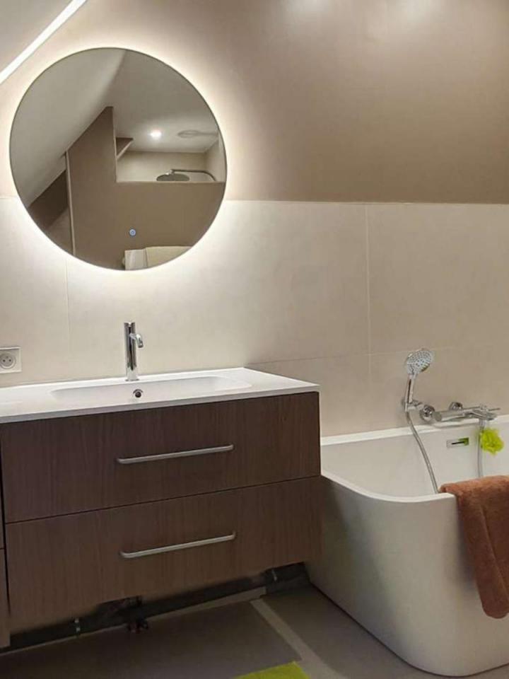 Salle de bain rénovée Bénouville