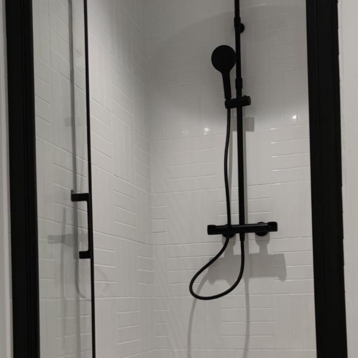 Salle de bain rénovée Bénouville