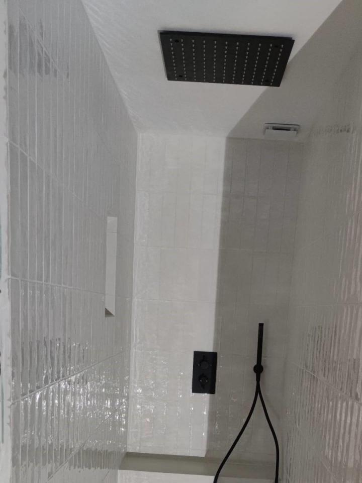 Salle de bain rénovée Bénouville