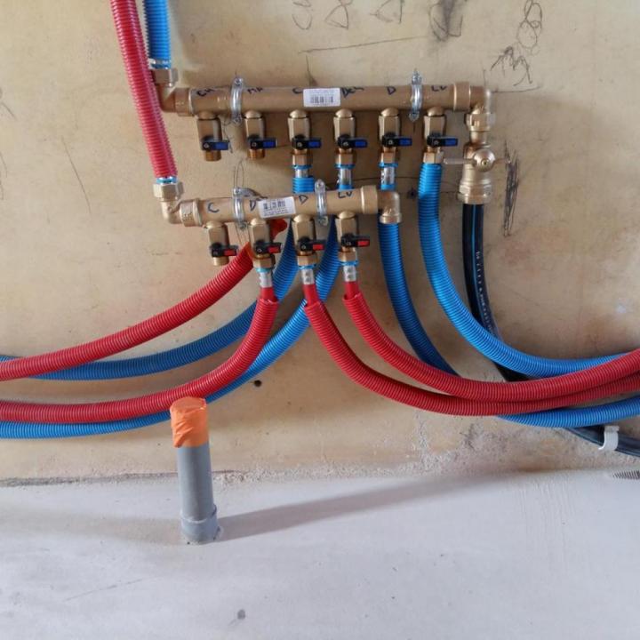 Installation de systèmes de plomberie dans les meilleures conditions.